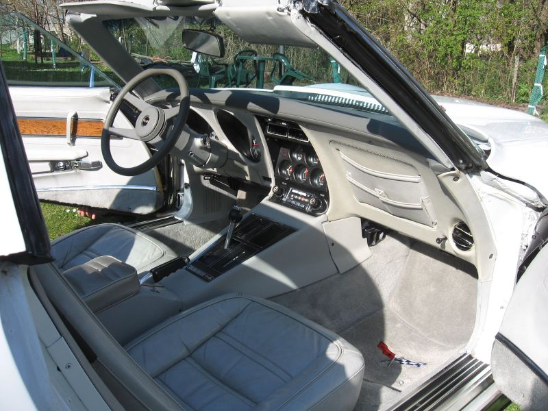1976 C3 Corvette